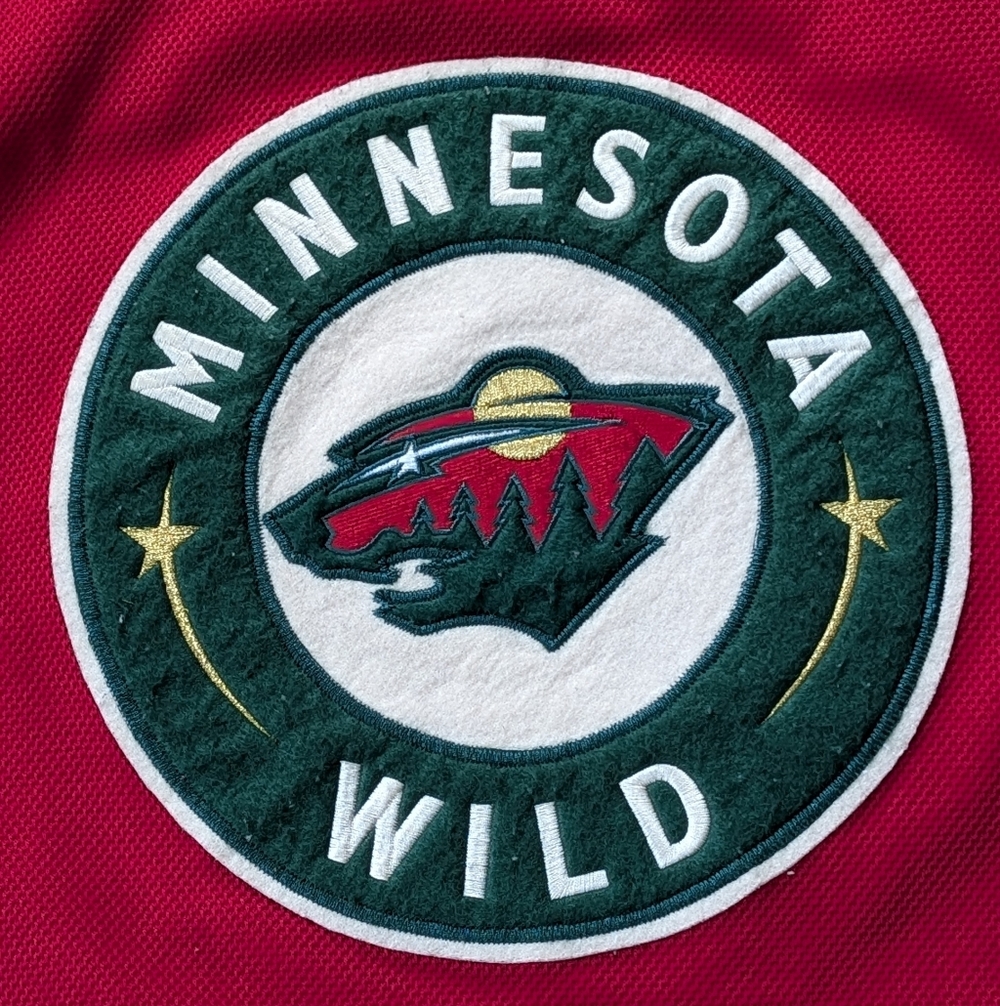 Reebok Minnesota Wild NHL Backstrom 32 Hockey Jersey Adult Size Large Red Green - Picture 6 of 12